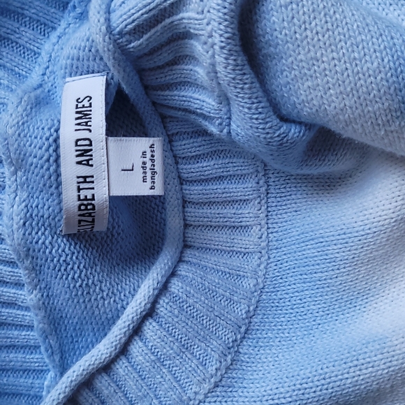 Elizabeth and James Blue & White Casual Tie Dye Print Pullover Sweater - Picture 3 of 4